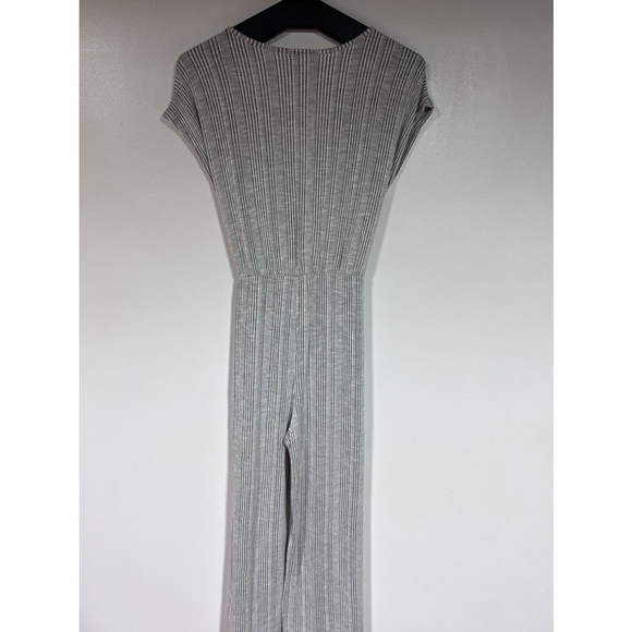 Caution To the Wind Anthropologie Jumpsuit Womens Medium Gray White Stretch - Picture 4 of 7
